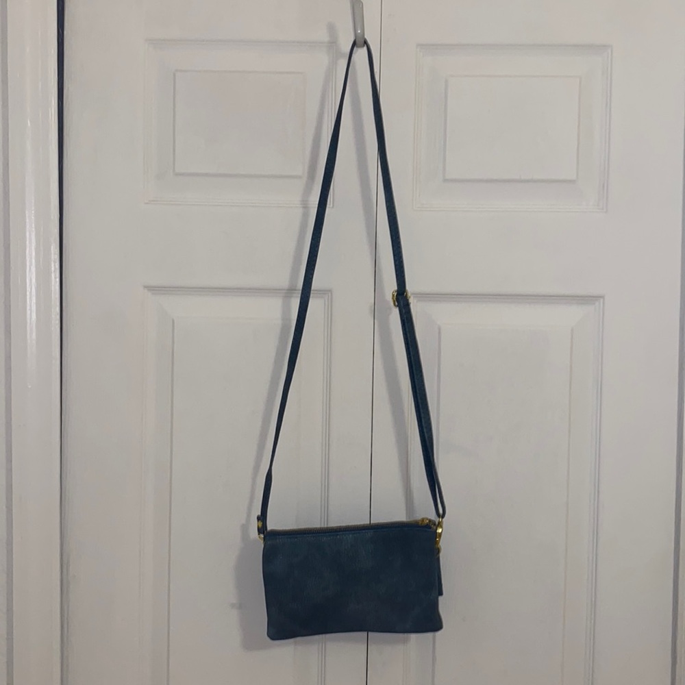 Blue Leather Crossbody/Wristlet Purse